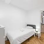 City Charm - Stylish 3Bd In Malaga Centro