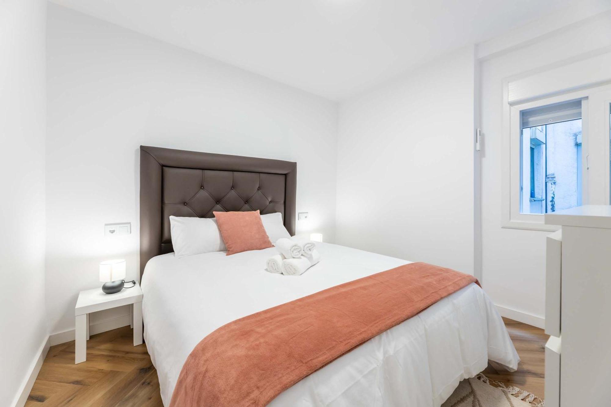 Charm - Stylish 3bd In Centro *