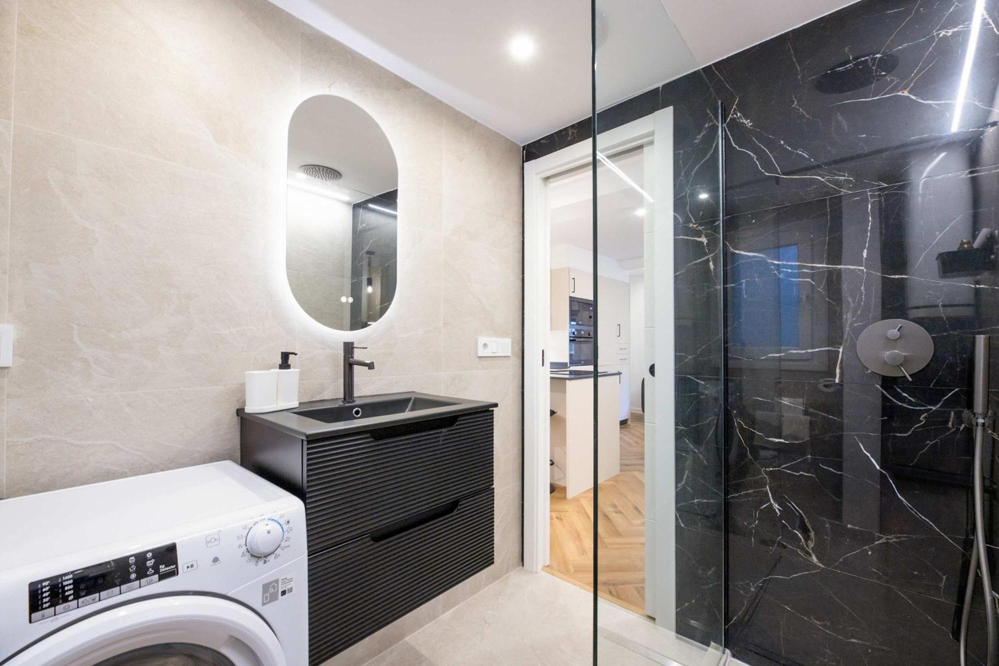 Charm - Stylish 3bd In Centro *