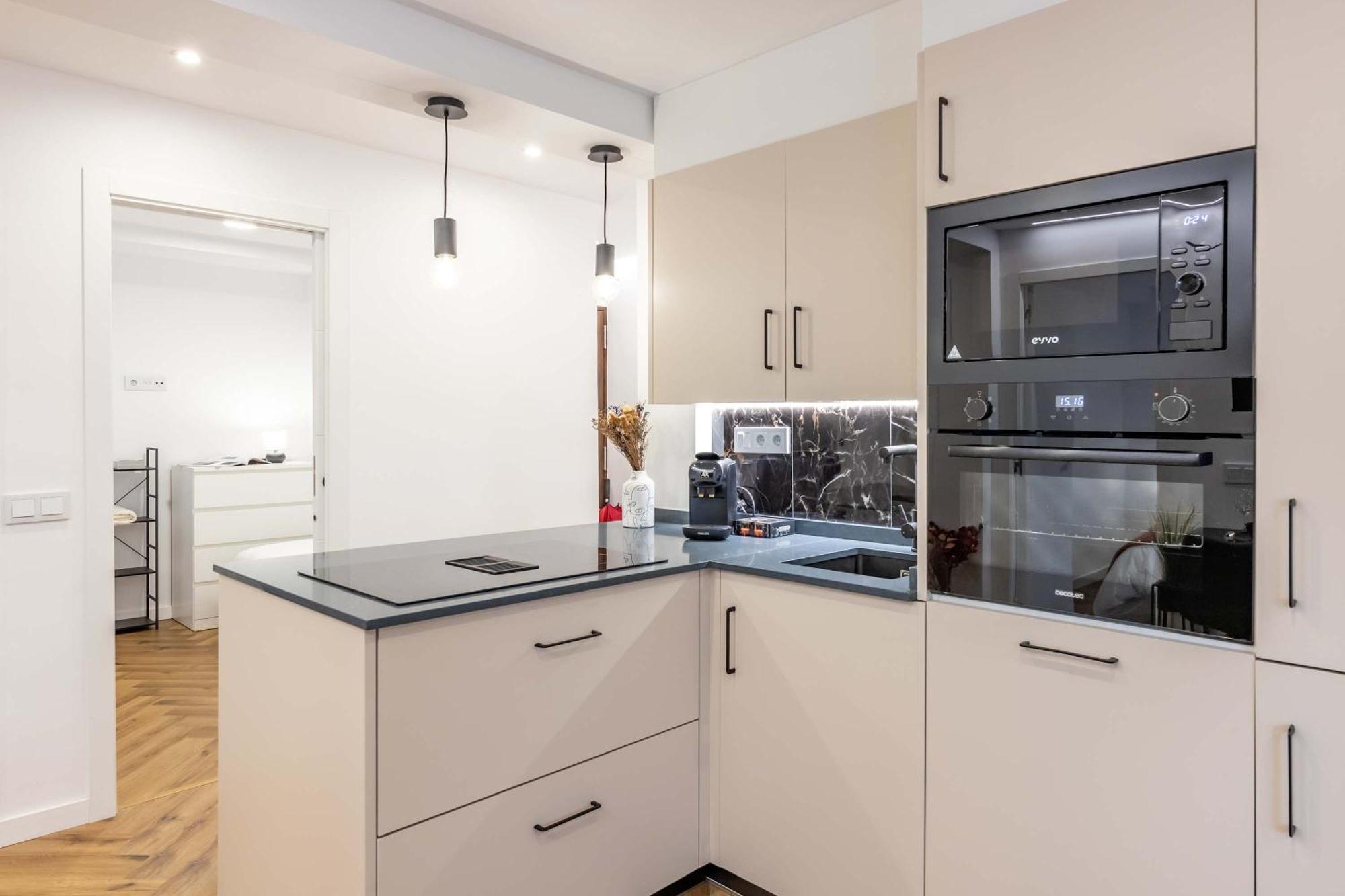 Apartment Charm - Stylish 3bd In Centro